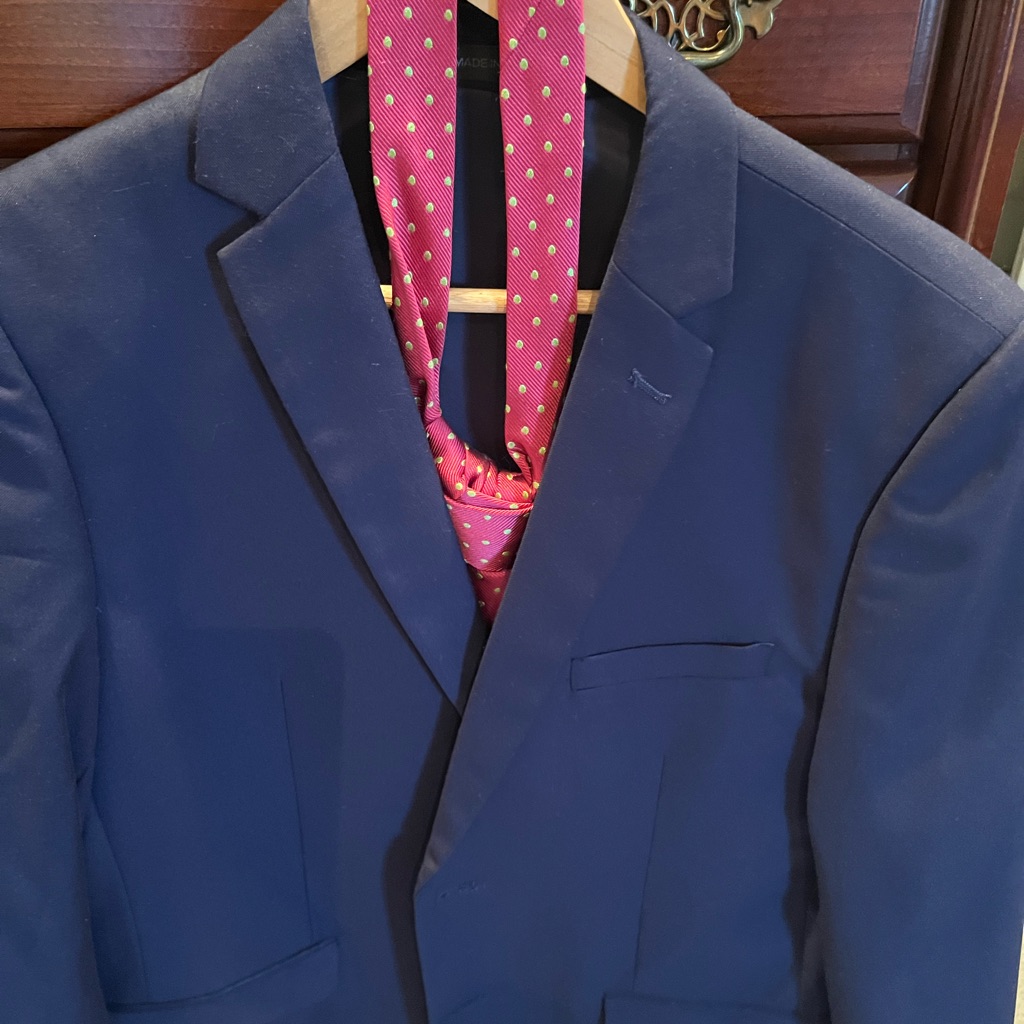 Beautiful Italian Men’s Sports Coat With Versace Tie 42r Great Item To Go Out.